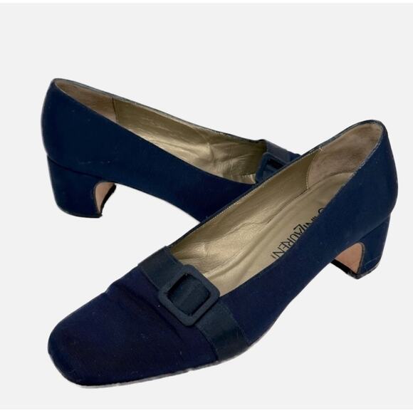 Yves Saint Laurent Classic Navy Blue Heels - Picture 1 of 16
